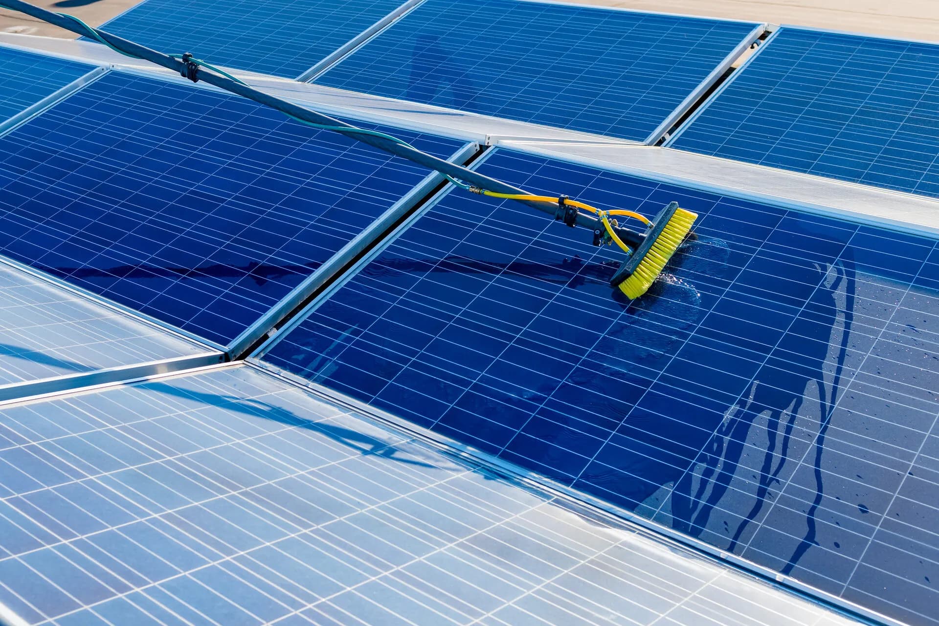 Reiniging Zonnepanelen